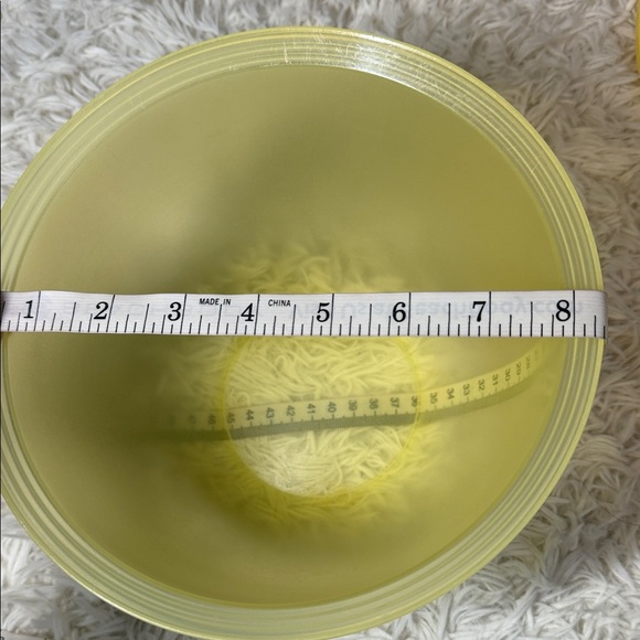 Tupperware Yellow Kitchen Storage Bowl with Lid - Picture 3 of 4